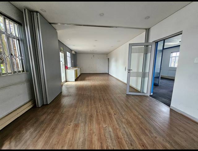 6,242M² WAREHOUSE TO LET IN RANDJESPARK